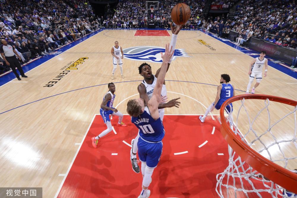 而他们的比 而他们的比