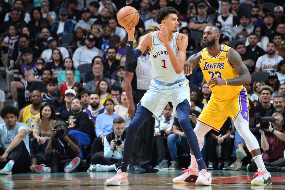 狼队前锋马 狼队前锋马